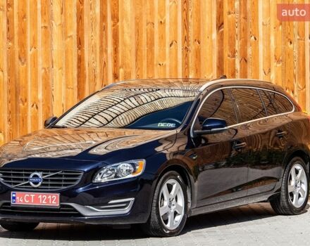 Синій Вольво B60, об'ємом двигуна 1.97 л та пробігом 143 тис. км за 10700 $, фото 1 на Automoto.ua