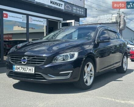 Синий Вольво B60, объемом двигателя 2.4 л и пробегом 236 тыс. км за 15990 $, фото 1 на Automoto.ua
