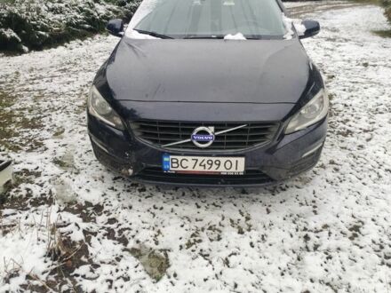 Синій Вольво B60, об'ємом двигуна 2 л та пробігом 250 тис. км за 12000 $, фото 1 на Automoto.ua