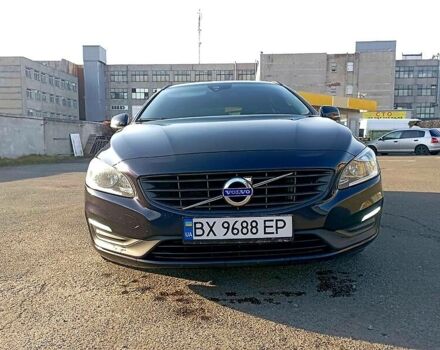 Синий Вольво B60, объемом двигателя 2 л и пробегом 237 тыс. км за 13500 $, фото 1 на Automoto.ua