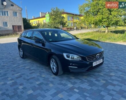Синий Вольво B60, объемом двигателя 2 л и пробегом 290 тыс. км за 14700 $, фото 1 на Automoto.ua