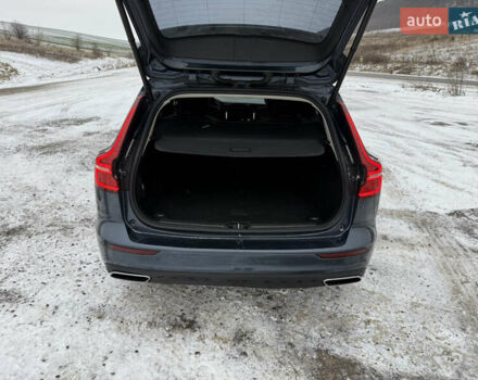 Синій Вольво B60, об'ємом двигуна 2 л та пробігом 220 тис. км за 20000 $, фото 1 на Automoto.ua