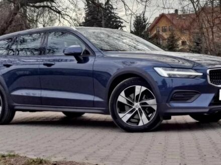 Вольво B60 2020 в Виннице на Automoto.ua Синий Вольво B60, объемом двигателя 2 л и пробегом 34 тыс. км за 12000 $, фото 1 на Automoto.ua