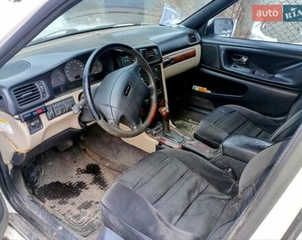 Белый Вольво В70, объемом двигателя 2.5 л и пробегом 370 тыс. км за 3200 $, фото 12 на Automoto.ua