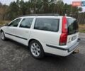 Белый Вольво В70, объемом двигателя 2.4 л и пробегом 350 тыс. км за 4200 $, фото 5 на Automoto.ua
