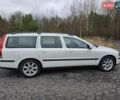 Белый Вольво В70, объемом двигателя 2.4 л и пробегом 350 тыс. км за 4200 $, фото 2 на Automoto.ua