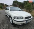 Белый Вольво В70, объемом двигателя 2.4 л и пробегом 350 тыс. км за 4200 $, фото 1 на Automoto.ua