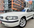 Білий Вольво V70, об'ємом двигуна 2 л та пробігом 417 тис. км за 3990 $, фото 1 на Automoto.ua