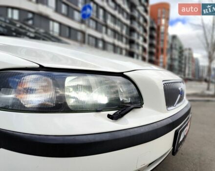 Білий Вольво V70, об'ємом двигуна 2 л та пробігом 417 тис. км за 3990 $, фото 25 на Automoto.ua