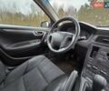 Белый Вольво В70, объемом двигателя 2.4 л и пробегом 350 тыс. км за 4200 $, фото 8 на Automoto.ua