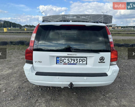 Білий Вольво V70, об'ємом двигуна 2.44 л та пробігом 312 тис. км за 6499 $, фото 4 на Automoto.ua