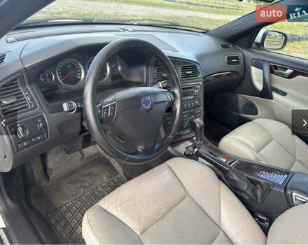 Білий Вольво V70, об'ємом двигуна 2.44 л та пробігом 312 тис. км за 6499 $, фото 13 на Automoto.ua