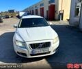 Білий Вольво V70, об'ємом двигуна 2.5 л та пробігом 300 тис. км за 4999 $, фото 1 на Automoto.ua