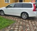 Білий Вольво V70, об'ємом двигуна 2 л та пробігом 246 тис. км за 7000 $, фото 1 на Automoto.ua