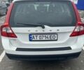 Білий Вольво V70, об'ємом двигуна 2 л та пробігом 220 тис. км за 8850 $, фото 1 на Automoto.ua