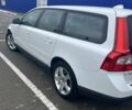Белый Вольво В70, объемом двигателя 2 л и пробегом 220 тыс. км за 8850 $, фото 4 на Automoto.ua