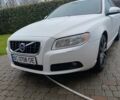 Белый Вольво В70, объемом двигателя 1.6 л и пробегом 245 тыс. км за 7499 $, фото 1 на Automoto.ua
