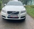 Білий Вольво V70, об'ємом двигуна 2.4 л та пробігом 324 тис. км за 10500 $, фото 12 на Automoto.ua