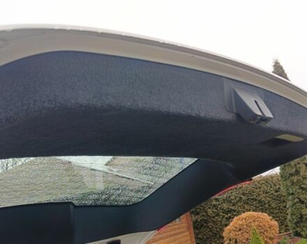 Белый Вольво В70, объемом двигателя 1.6 л и пробегом 245 тыс. км за 7499 $, фото 22 на Automoto.ua