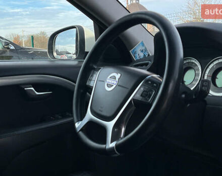 Белый Вольво В70, объемом двигателя 1.56 л и пробегом 273 тыс. км за 8500 $, фото 19 на Automoto.ua