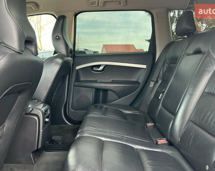 Белый Вольво В70, объемом двигателя 1.56 л и пробегом 273 тыс. км за 8500 $, фото 22 на Automoto.ua