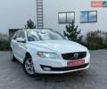 Білий Вольво V70, об'ємом двигуна 2 л та пробігом 304 тис. км за 9000 $, фото 3 на Automoto.ua