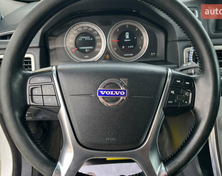 Белый Вольво В70, объемом двигателя 1.56 л и пробегом 273 тыс. км за 8500 $, фото 12 на Automoto.ua