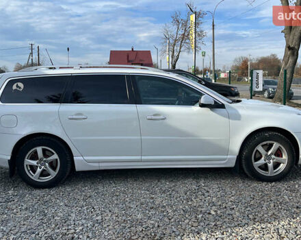 Белый Вольво В70, объемом двигателя 1.56 л и пробегом 273 тыс. км за 8500 $, фото 7 на Automoto.ua