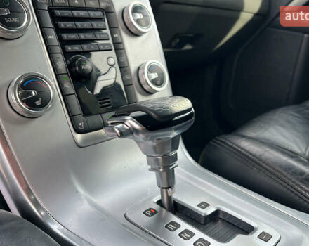 Белый Вольво В70, объемом двигателя 1.56 л и пробегом 273 тыс. км за 8500 $, фото 17 на Automoto.ua