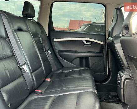 Белый Вольво В70, объемом двигателя 1.56 л и пробегом 273 тыс. км за 8500 $, фото 23 на Automoto.ua