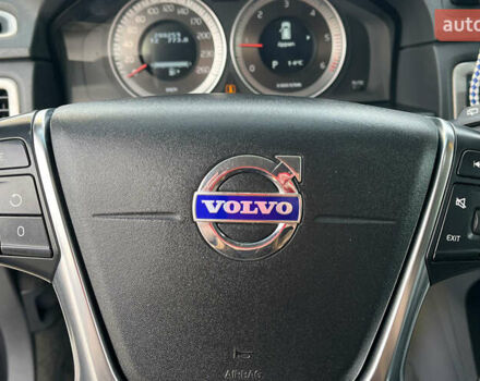 Белый Вольво В70, объемом двигателя 1.56 л и пробегом 273 тыс. км за 8500 $, фото 13 на Automoto.ua