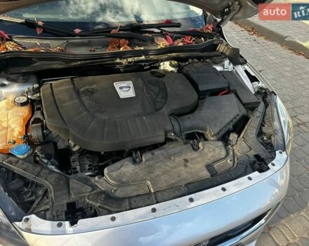 Білий Вольво V70, об'ємом двигуна 2 л та пробігом 304 тис. км за 9000 $, фото 53 на Automoto.ua