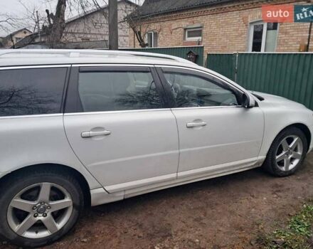 Белый Вольво В70, объемом двигателя 1.56 л и пробегом 267 тыс. км за 14597 $, фото 4 на Automoto.ua