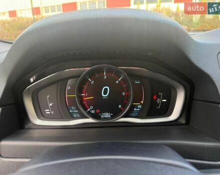 Білий Вольво V70, об'ємом двигуна 2 л та пробігом 304 тис. км за 9000 $, фото 18 на Automoto.ua