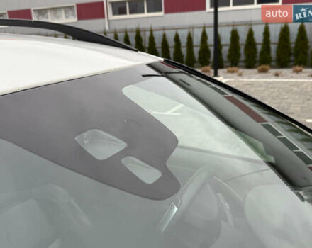 Белый Вольво В70, объемом двигателя 2 л и пробегом 178 тыс. км за 11500 $, фото 16 на Automoto.ua