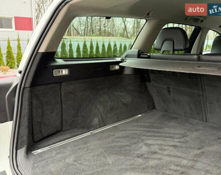 Белый Вольво В70, объемом двигателя 2 л и пробегом 178 тыс. км за 11500 $, фото 54 на Automoto.ua