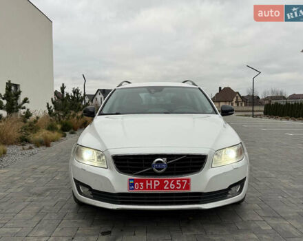 Белый Вольво В70, объемом двигателя 2 л и пробегом 178 тыс. км за 11500 $, фото 12 на Automoto.ua