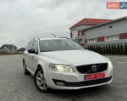 Білий Вольво V70, об'ємом двигуна 2 л та пробігом 178 тис. км за 10999 $, фото 7 на Automoto.ua