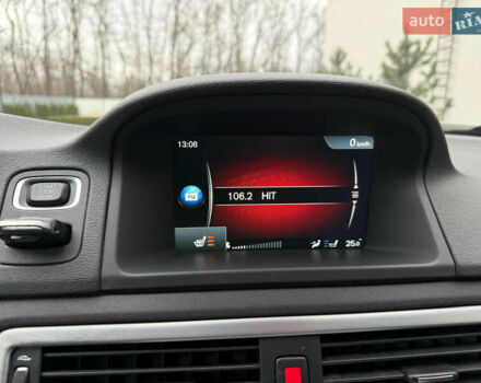 Белый Вольво В70, объемом двигателя 2 л и пробегом 178 тыс. км за 11500 $, фото 34 на Automoto.ua