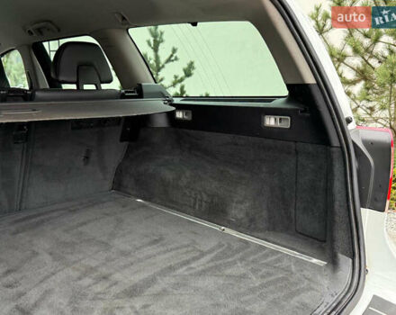 Белый Вольво В70, объемом двигателя 2 л и пробегом 178 тыс. км за 11500 $, фото 55 на Automoto.ua