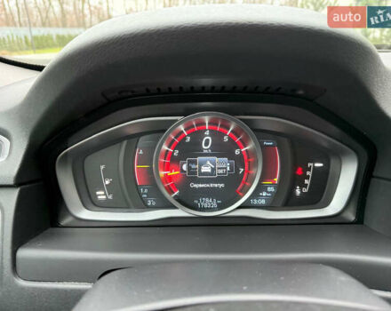 Белый Вольво В70, объемом двигателя 2 л и пробегом 178 тыс. км за 11500 $, фото 24 на Automoto.ua