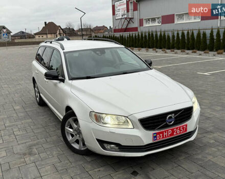 Белый Вольво В70, объемом двигателя 2 л и пробегом 178 тыс. км за 11500 $, фото 8 на Automoto.ua