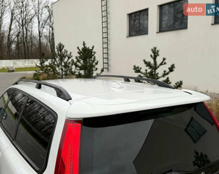 Белый Вольво В70, объемом двигателя 2 л и пробегом 178 тыс. км за 11500 $, фото 9 на Automoto.ua