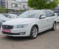 Білий Вольво V70, об'ємом двигуна 2 л та пробігом 217 тис. км за 18899 $, фото 2 на Automoto.ua
