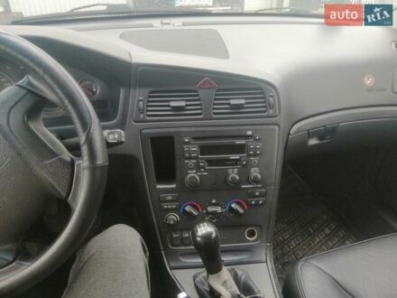 Білий Вольво V70, об'ємом двигуна 2.4 л та пробігом 284 тис. км за 4900 $, фото 1 на Automoto.ua