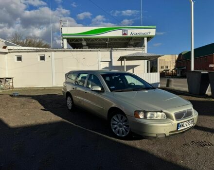 Бежевий Вольво V70, об'ємом двигуна 0 л та пробігом 240 тис. км за 2050 $, фото 3 на Automoto.ua