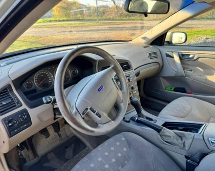 Бежевий Вольво V70, об'ємом двигуна 0 л та пробігом 240 тис. км за 2050 $, фото 12 на Automoto.ua