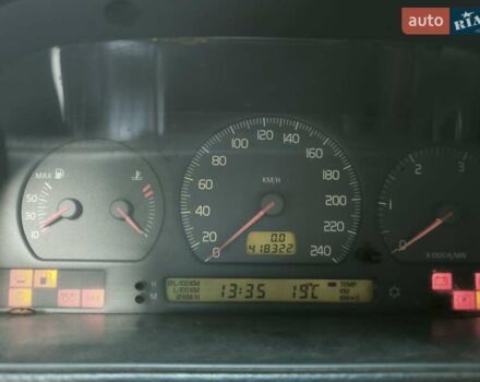 Черный Вольво В70, объемом двигателя 2.46 л и пробегом 419 тыс. км за 2400 $, фото 2 на Automoto.ua
