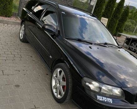 Черный Вольво В70, объемом двигателя 0.24 л и пробегом 425 тыс. км за 4250 $, фото 1 на Automoto.ua