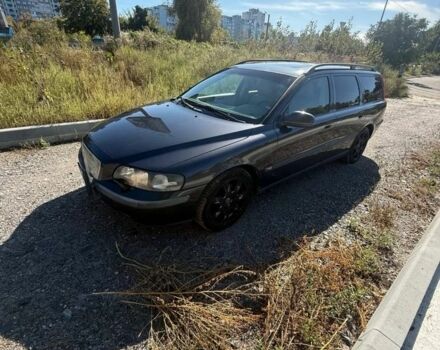 Вольво V70 2001 у Києві на Automoto.ua Чорний Вольво V70, об'ємом двигуна 2.5 л та пробігом 350 тис. км за 2400 $, фото 2 на Automoto.ua